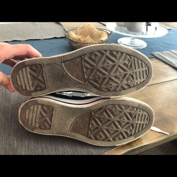 worn once black high top converse - Picture 3 of 5
